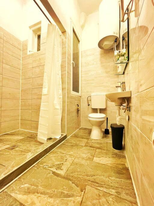 Central Studio Flat Budapest Ngoại thất bức ảnh